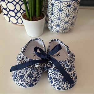Janie & Jack newborn girls floral crib shoes